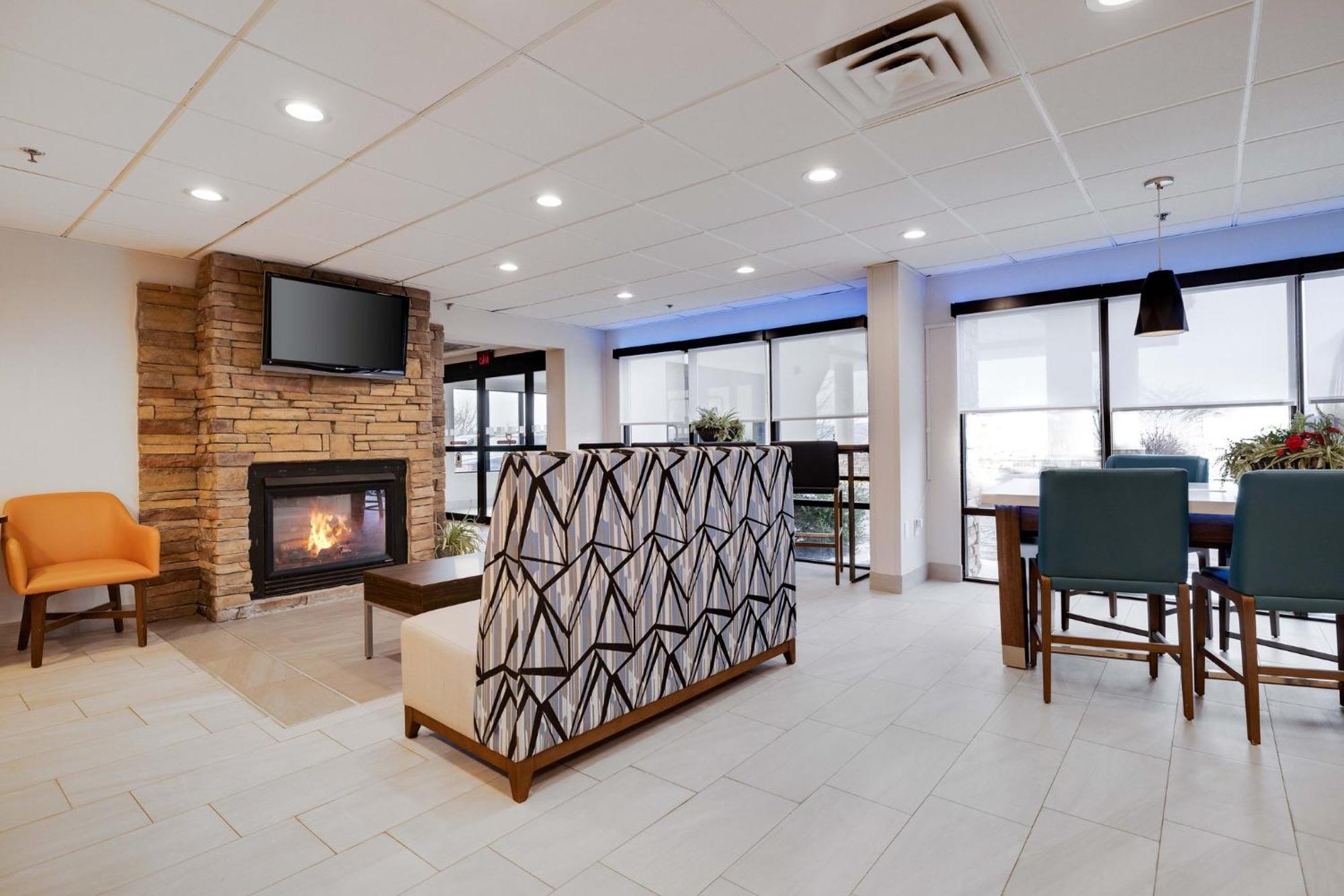 Holiday Inn Express Wilkes Barre East By Ihg Wilkes-Barre Exterior foto
